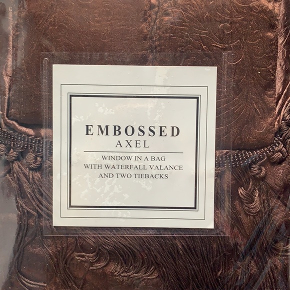 Window in a bag w/ waterfall valance 2 tiebacks - Picture 4 of 6